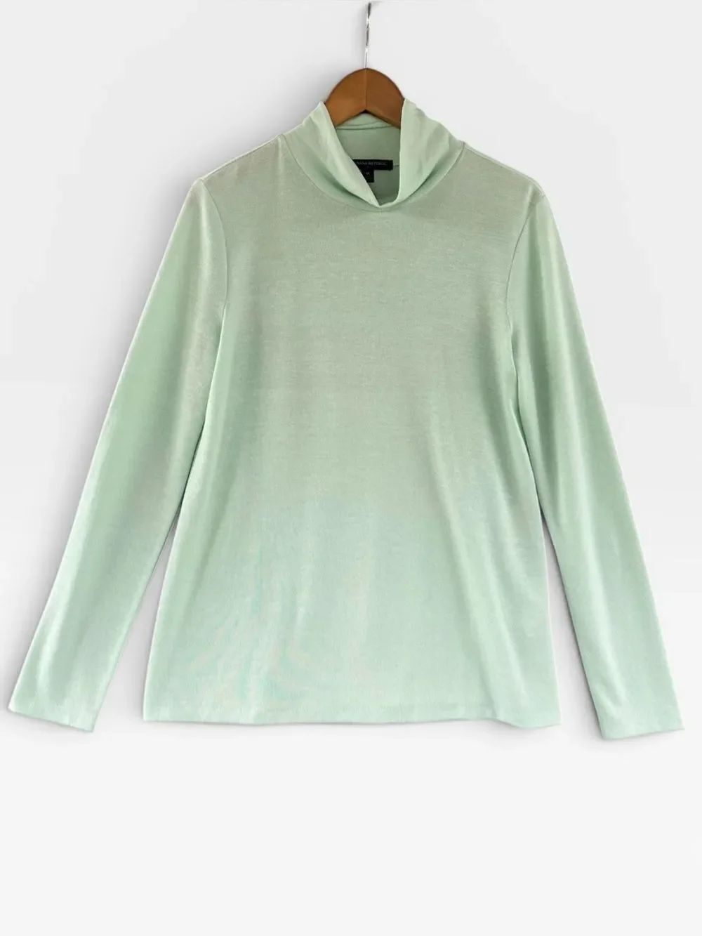 🎉5 for $45🎉 banana republic top blouse shirt size M